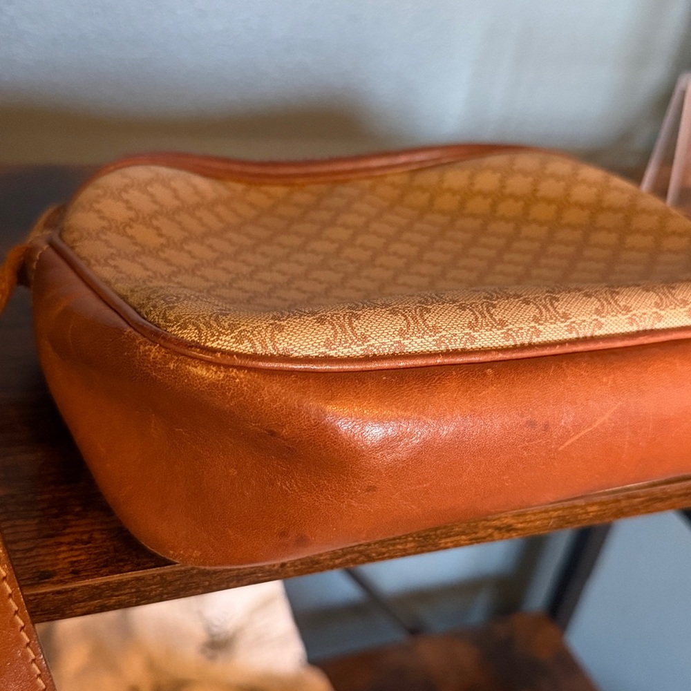 Celine Tan and Brown crossbody vintage bag - Picture 6 of 9